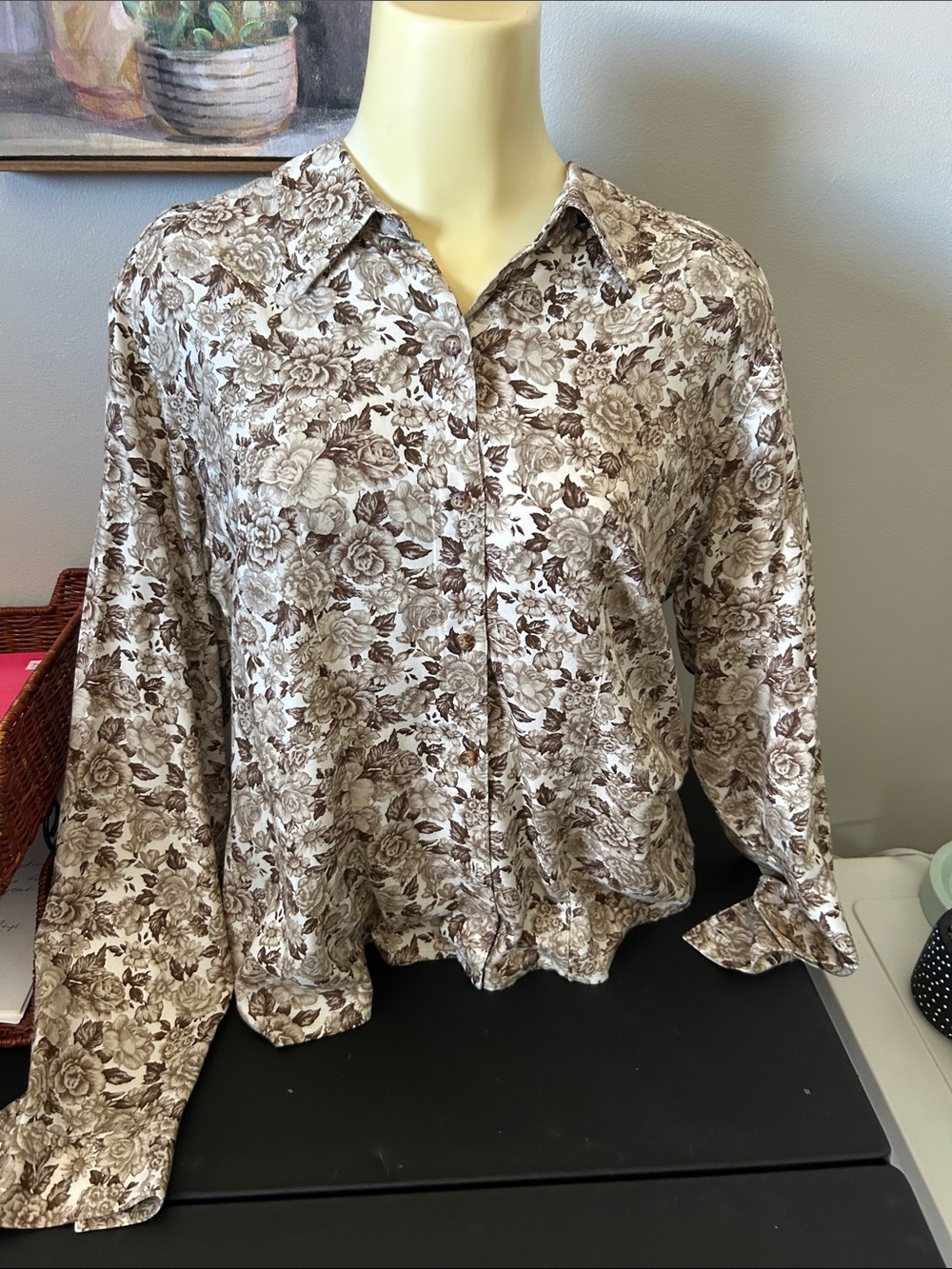 Liz Claiborne Floral Button-Down Blouse in Cream and Brown